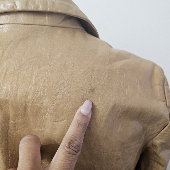 Express Y2K Crinkle Leather Belted Camel Coat Size 1/2 - Picture 8 of 16